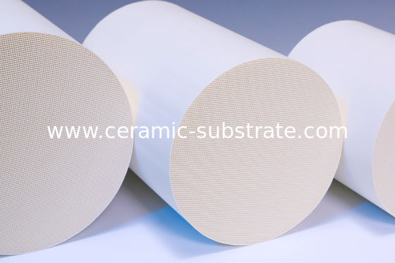 Mua Cellular Cordierite Honeycomb Ceramic / Nox Reduction Catalyst for Car online manufacture