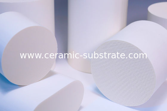Mua Cordierite Honeycomb Ceramic Filter porous For 3 Way Catalytic Converters online manufacture