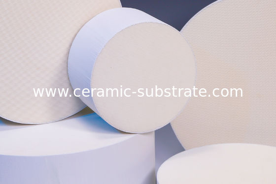 Mua 400CPSI Alumina Ceramic Substrate , DOC Ceramic Substrates For Auto online manufacture