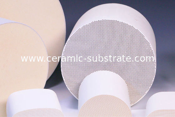 Chất chứa gốm xúc tác Kháng sốc nhiệt Cordierite Substrate